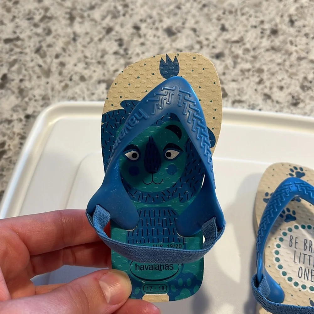 Havaianas flip flop sandals blue lion size 4 baby infant